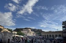 Athens Center Walking Tour with Plaka and Local Market
