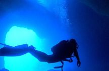 Paros Certified Diver Two-Dive Boat Trip: Reefs, Wrecks & Caves