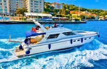 Istanbul Private Luxury Yacht on Bosphorus