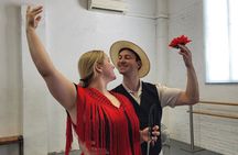 Private Sevillanas Dance Experience for Couples in Seville
