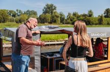 Giethoorn: Day Trip from Amsterdam and Guided Canal Cruise