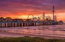 Storms & Sunsets: A Seawall Sunset Stroll (Walking Tour)