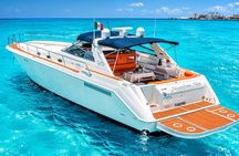 Private Luxury Yacht 55FT Rental in Cancun