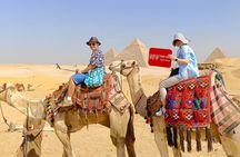 Private Pyramids Sphinx and Grand Egyptian Museum Tour with Lunch