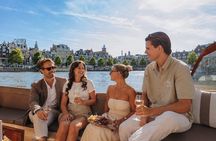 Amsterdam 1H Premium Canal Cruise with Snacks and Optional Drinks