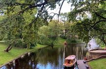 Private Riga City Tour with Guide by Luxury car