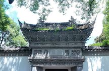 Shanghai Yu Garden & Old City God Temple: Private 460-Year walk