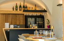 Wine tasting and light lunch: the flavors of the Cembra Valley