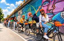 Warsaw Bike Tour: Old Town & City Centre Guided (1.5h or 3.5h)