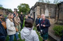 Edinburgh Darkside Ghost Tour of Mysteries and Murder and Legends