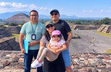 Private Tour to Teotihuacan with Breakfast at La Cueva without Shops