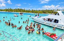 Punta Cana Party Boat Cruise: Snorkeling, Open Bar & Natural Pool
