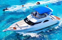 Deluxe Yacht 48FT with FlyBrige Rental in Cancun