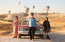 Cappadocia Vintage Car tours with balloon views