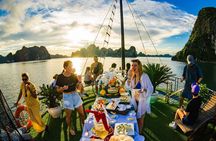 From Hanoi: Halong Bay 1 Day Cruise with Kayak & Titop Island