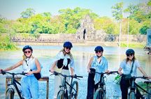 Private Angkor bicycle and Guided Temple Tour