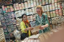 Private Delhi Shopping Tour with Female Guide