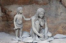 Bhimbetka & Bhojpur Temple Guided Day Trip from Bhopal