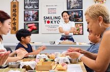 Tokyo 2-Hour Tsukiji Fish Market Tour & Sushi Making Class