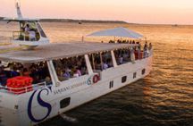 Sunset on catamaran + open bar + 3 hours of tour