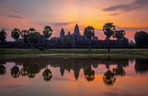 Angkor Wat Sunrise or Sunset Tour with Guide in Siem Reap