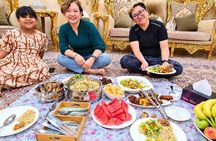 Enjoy an Authentic Omani Dinner at a Local Family Home