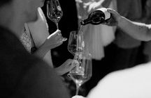 Barcelona: Blind Wine Tasting Game, Guess the Price