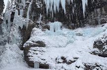 Lake Louise & Johnston Canyon Winter Day Tour from Banff