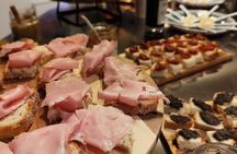 Bologna: Archiginnasio guided tour and wine tasting