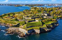 Helsinki and Suomenlinna Guided Sightseeing Tour