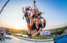 Bungy jump in Scheveningen