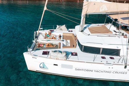 Santorini Catamaran Day Cruise: Lunch, BBQ, Open Bar, Transfers
