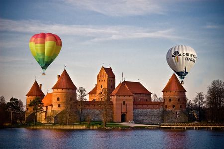 Sky Romance: Hot Air Balloon Adventure for Two