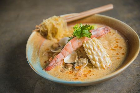 Thai Drunken Noodles & Tom Yum Soup