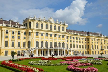 Schönbrunn Palace Visit and Vienna City Tour