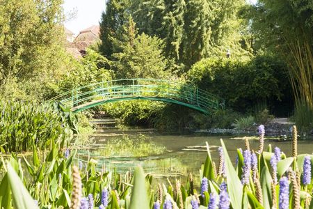 Giverny small group tour from Paris