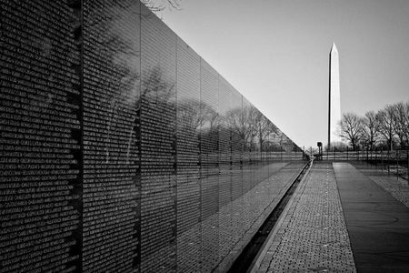 Discover DC bus tour and boat cruise