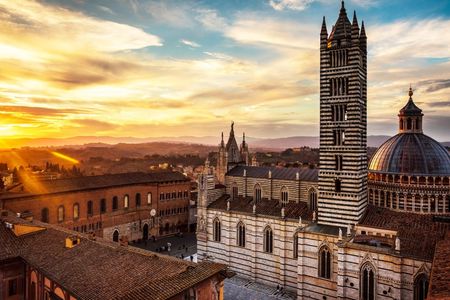 Siena, San Gimignano, Monteriggioni and Chianti with lunch