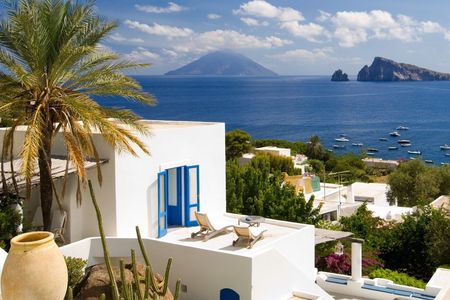 Panarea and Stromboli mini-cruise from Taormina