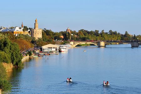 Seville kayaking tour on the Guadalquivir river