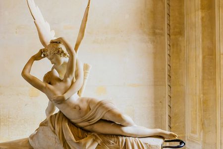 Louvre Museum guided tour with skip-the-line tickets