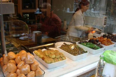 Pera culinary walk