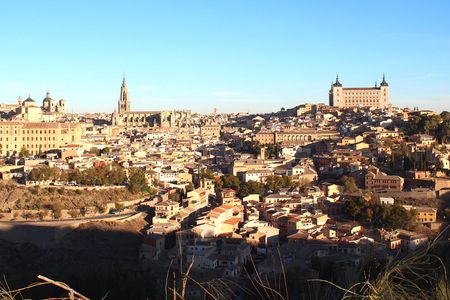 Toledo guided tour from Madrid with visit of a local winery