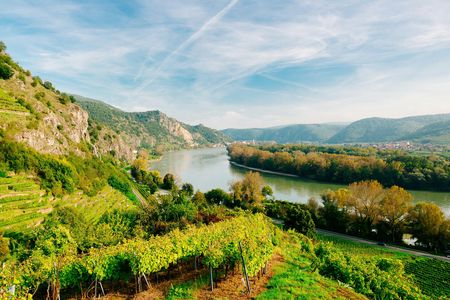 Wachau Valley day trip with river cruise on the Danube