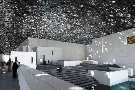 Private Louvre Abu Dhabi and Mosque visit with lunch from Dubai
