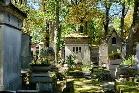 Père Lachaise Cemetery 2-hour private walking tour