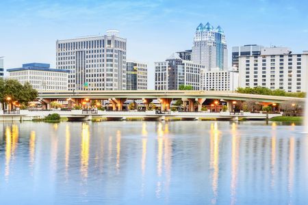 Orlando city tour with lake cruise
