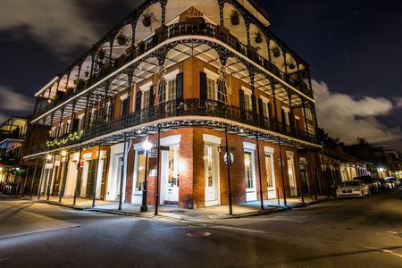 Spooky kid-friendly family ghost tour