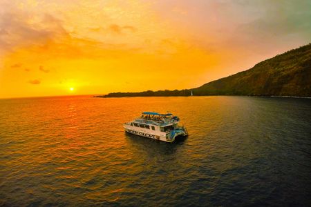 Captain Cook dinner cruise to Kealakekua Bay