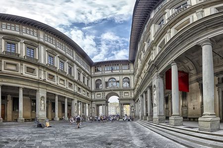 Guided visit and skip-the-line tickets to the Uffizi Gallery